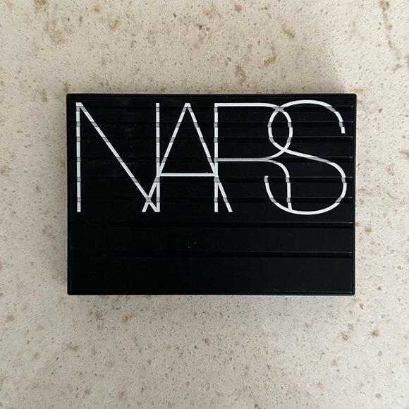 Nars Extreme Effects Eyeshadow Palette + Pro-Prime Eyeshadow Base *BNWOT* - Picture 3 of 7